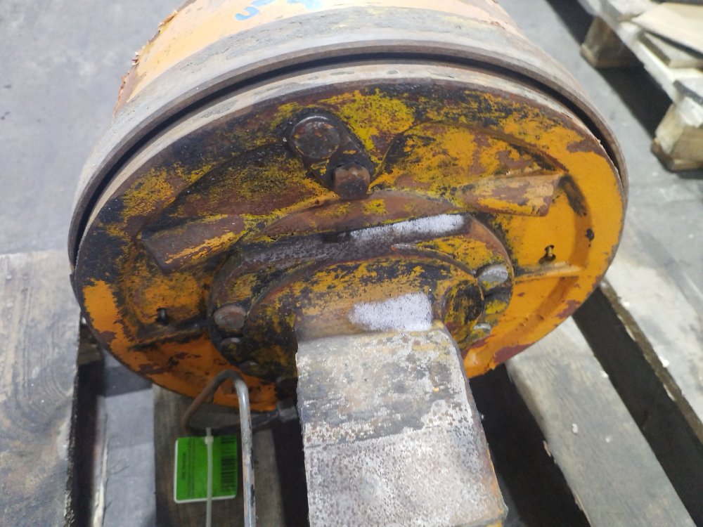 Мост передний