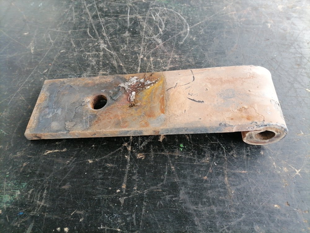 Кронштейн амортизатора нижний задний