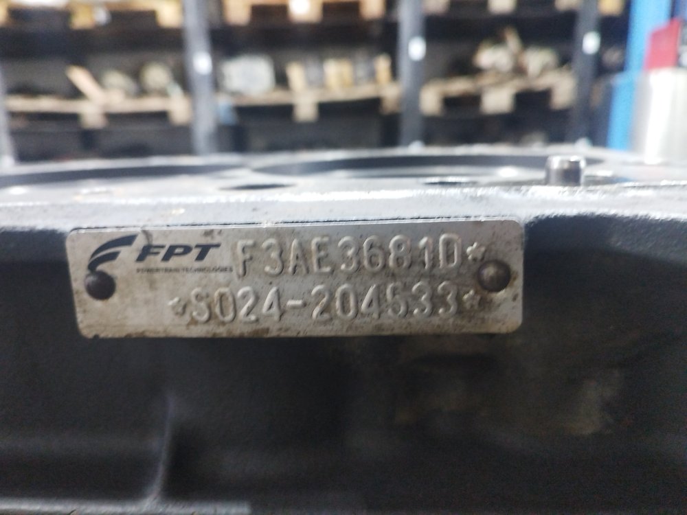 Блок цилиндров Stralis AT440S42TX/P 2016 CURSOR10 F3AE3681D 420HP E5