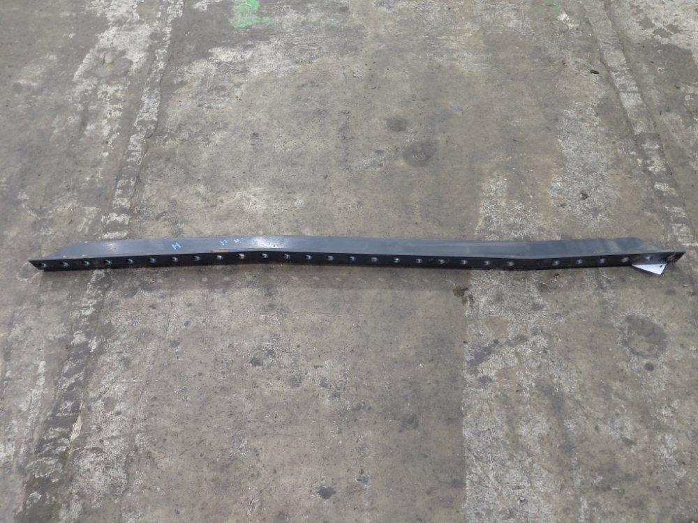 Кронштейн (уголок) ССУ левый Iveco Trakker AMT 633910 Cursor13 F3BE3681C R028271303 450 h/p E5