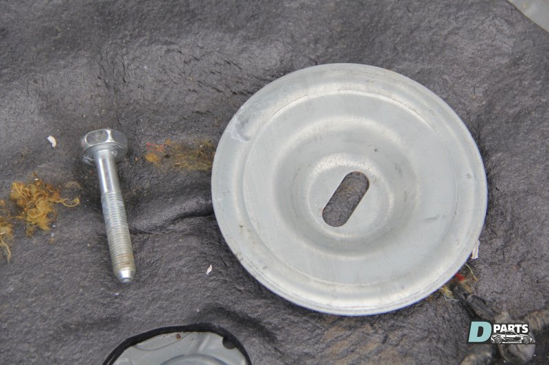 Крепление запаски Mazda Cx7 E3P-100363 L3VDT