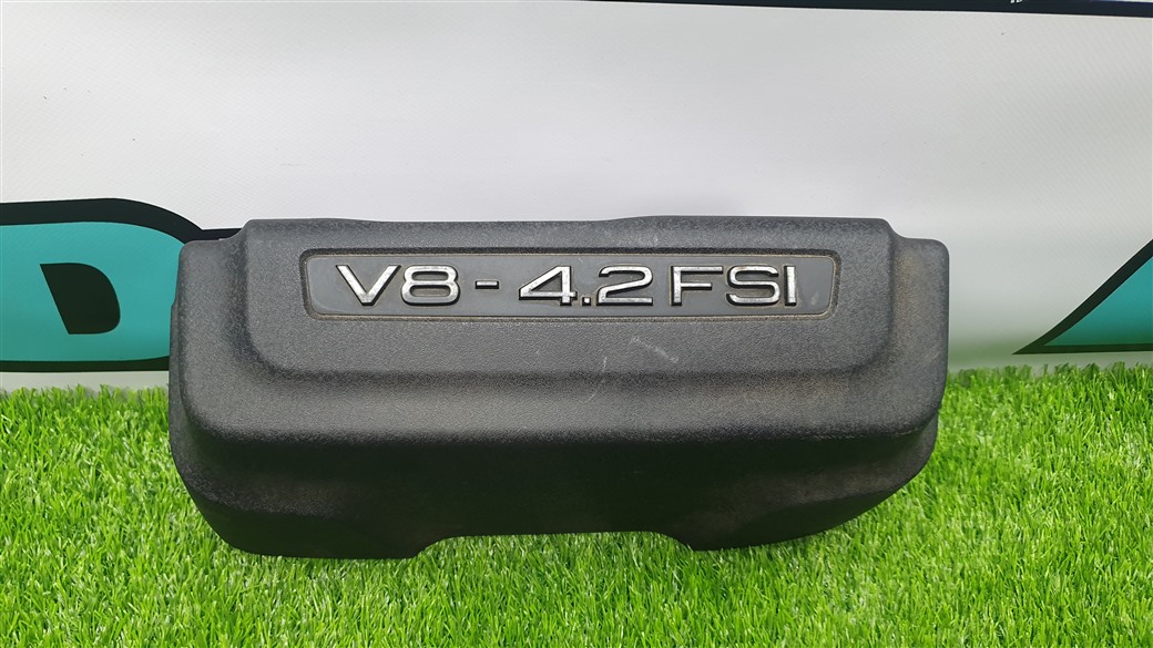 Крышка двс декоративная Audi Q7 4L BAR 4.2