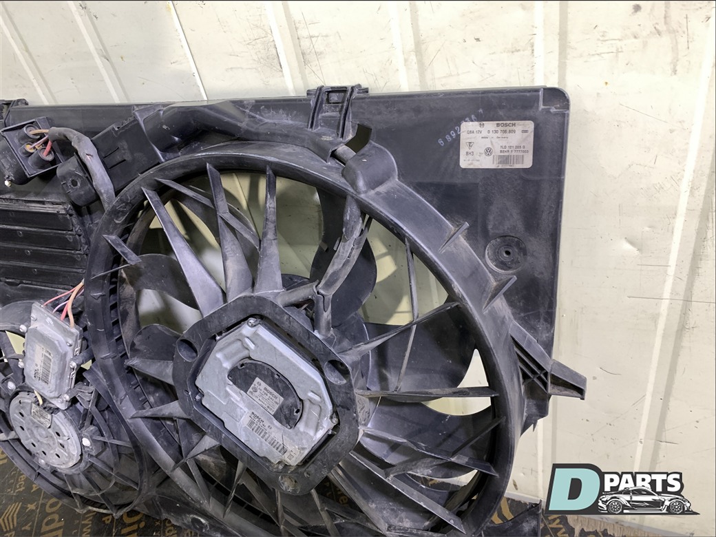 Диффузор радиатора Audi Q7 4L