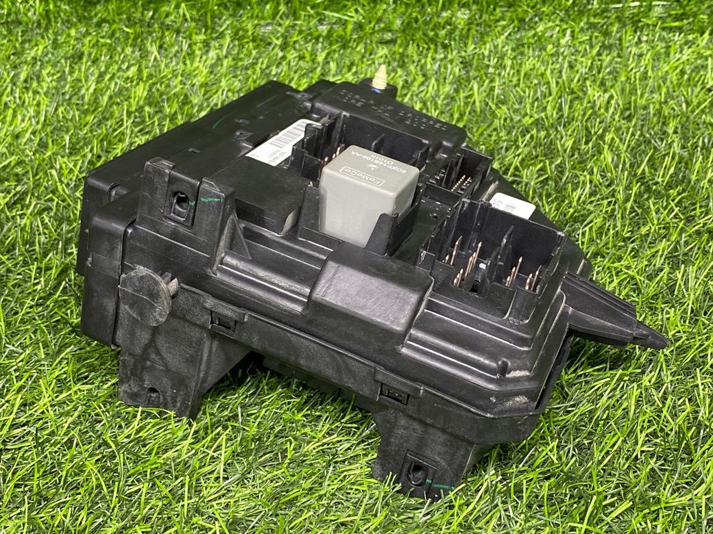 Блок предохранителей Explorer U251 RSEM