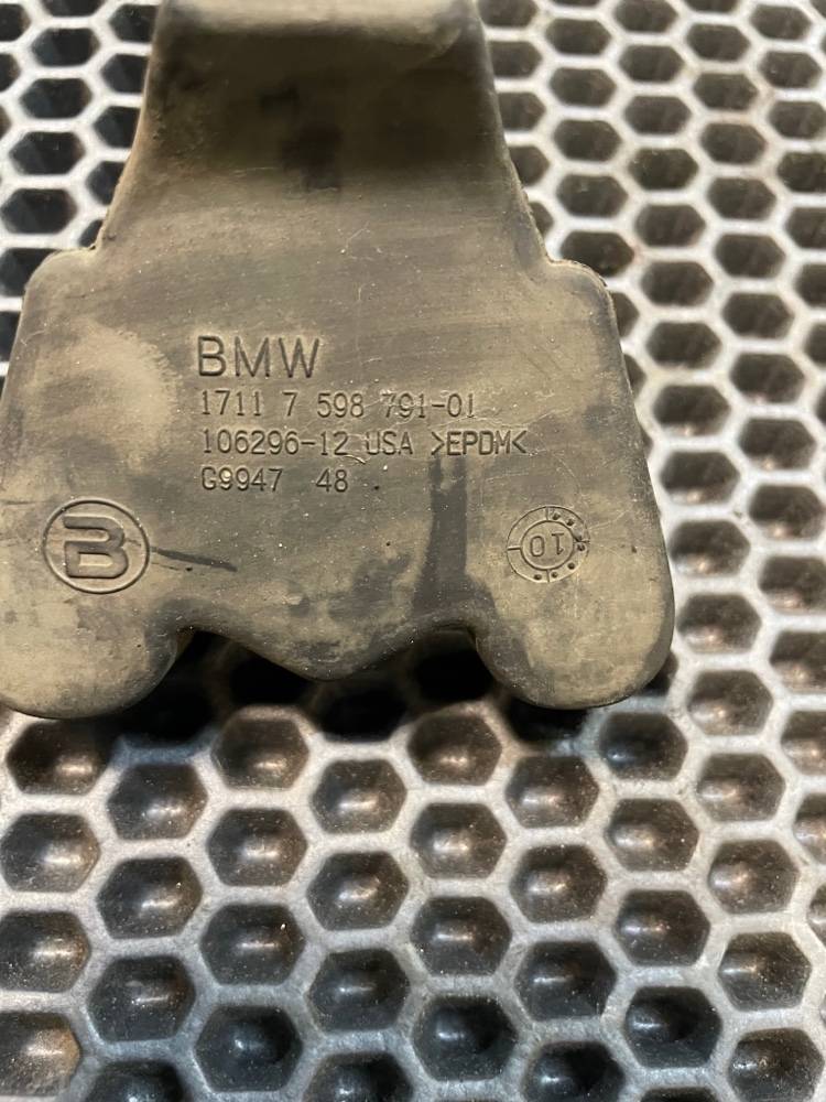 Подушка радиатора BMW x5 e70 n55