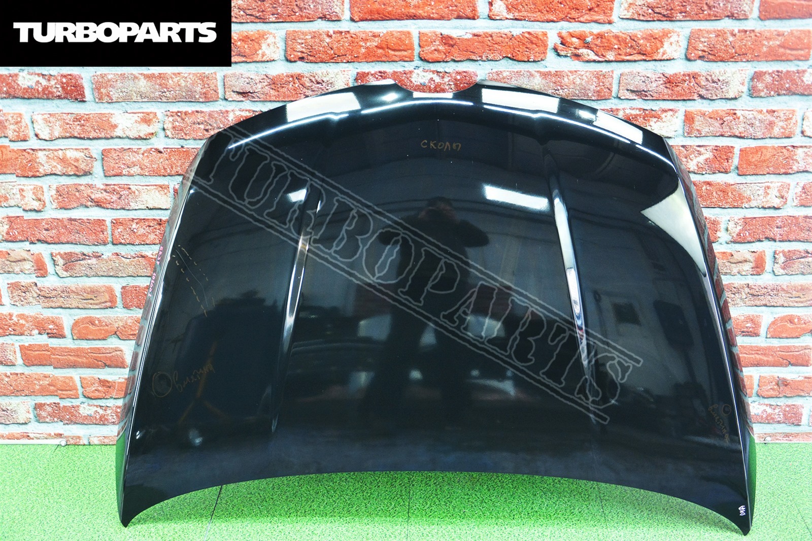 Капот Mazda Cx-7 ER L3VDT (б/у) Капот Mazda Cx-7 ER L3VDT (б/у)