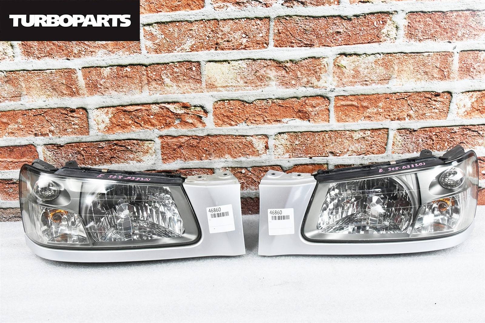 Фары комплект передние SUBARU Forester SG5 EJ20 контрактная
