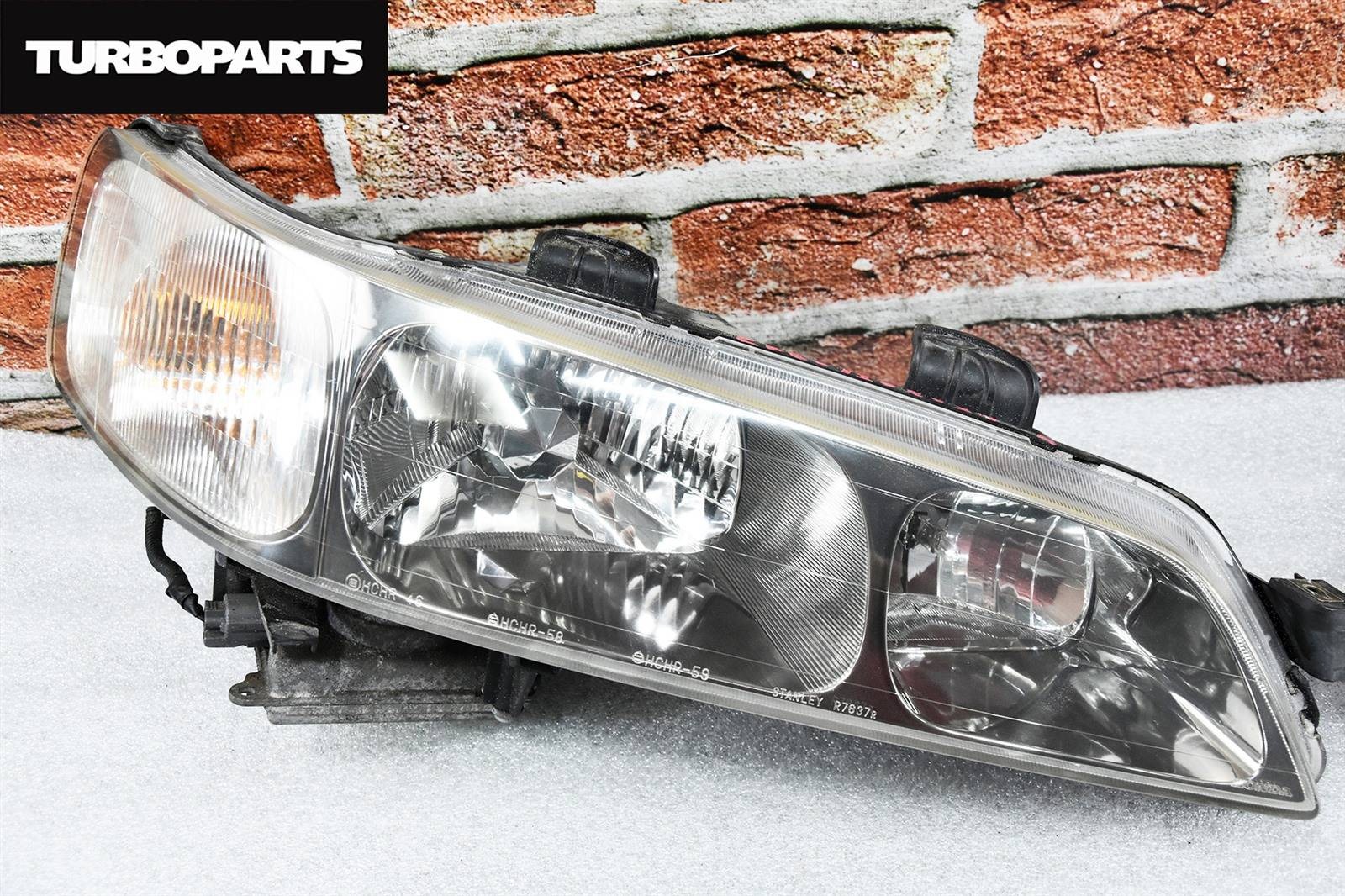 Фары комплект передние Accord CL1 F18B
