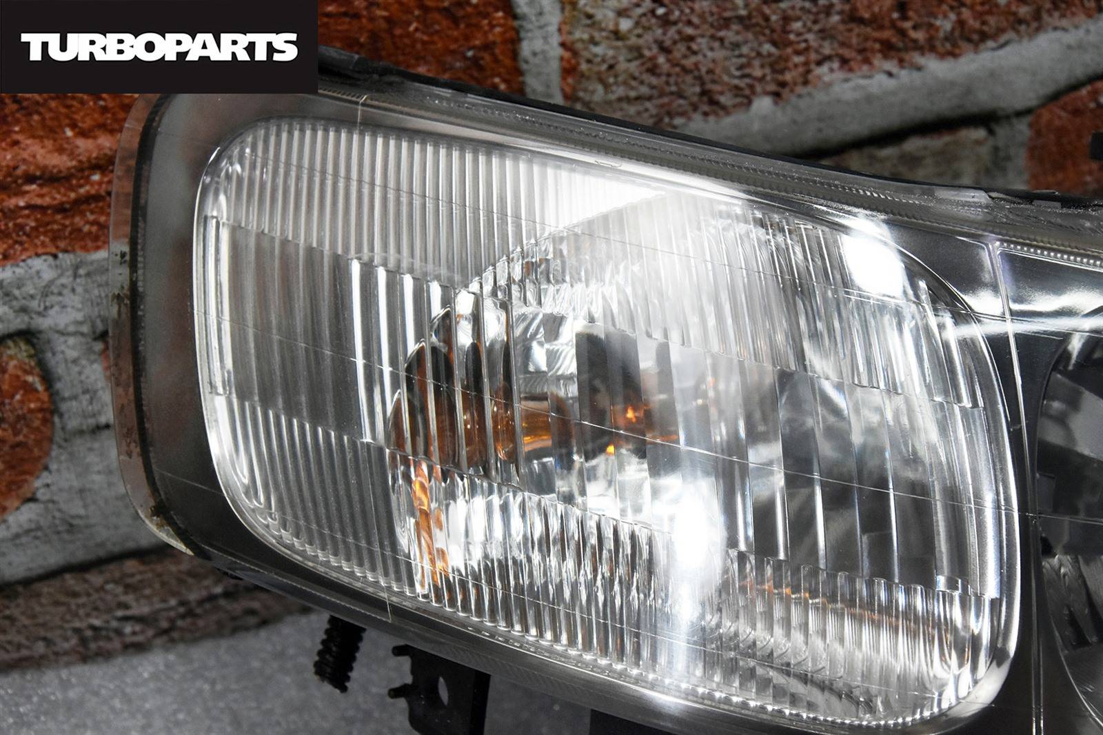 Фары комплект передние Accord CL1 F18B