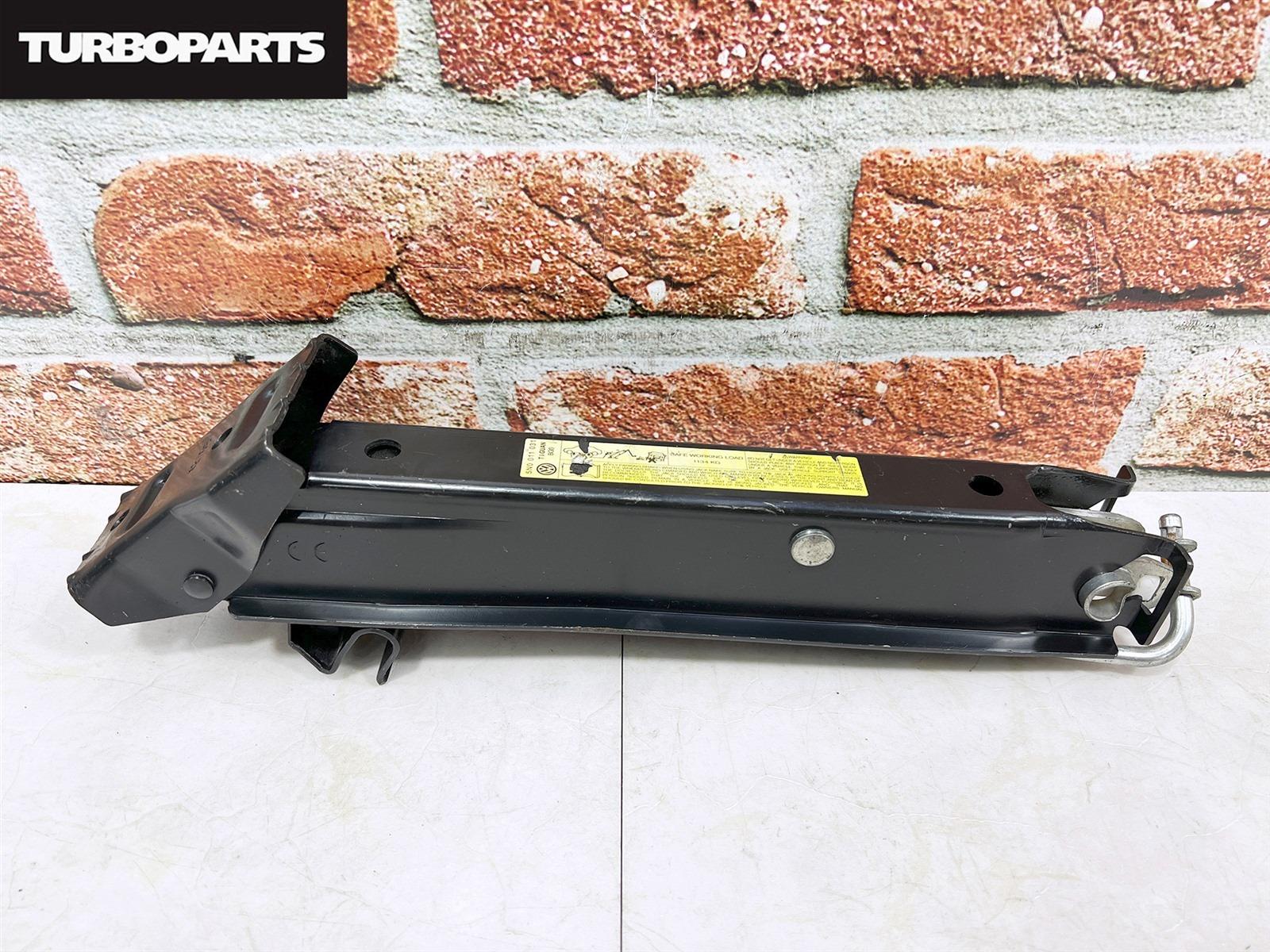 Поддомкратник (домкрат) Tiguan 5N1 CAW