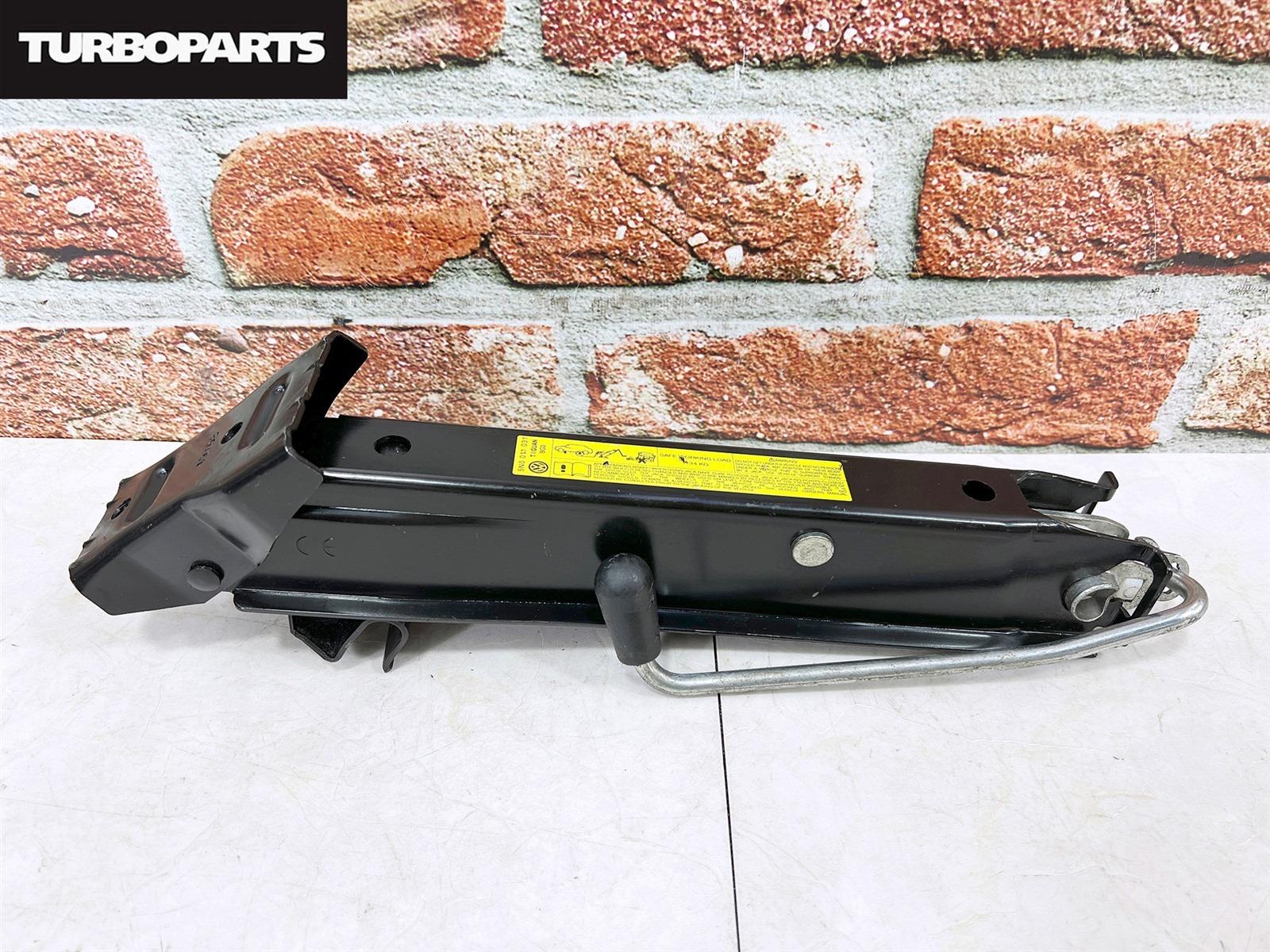 Поддомкратник (домкрат) Tiguan 5N1 CAW