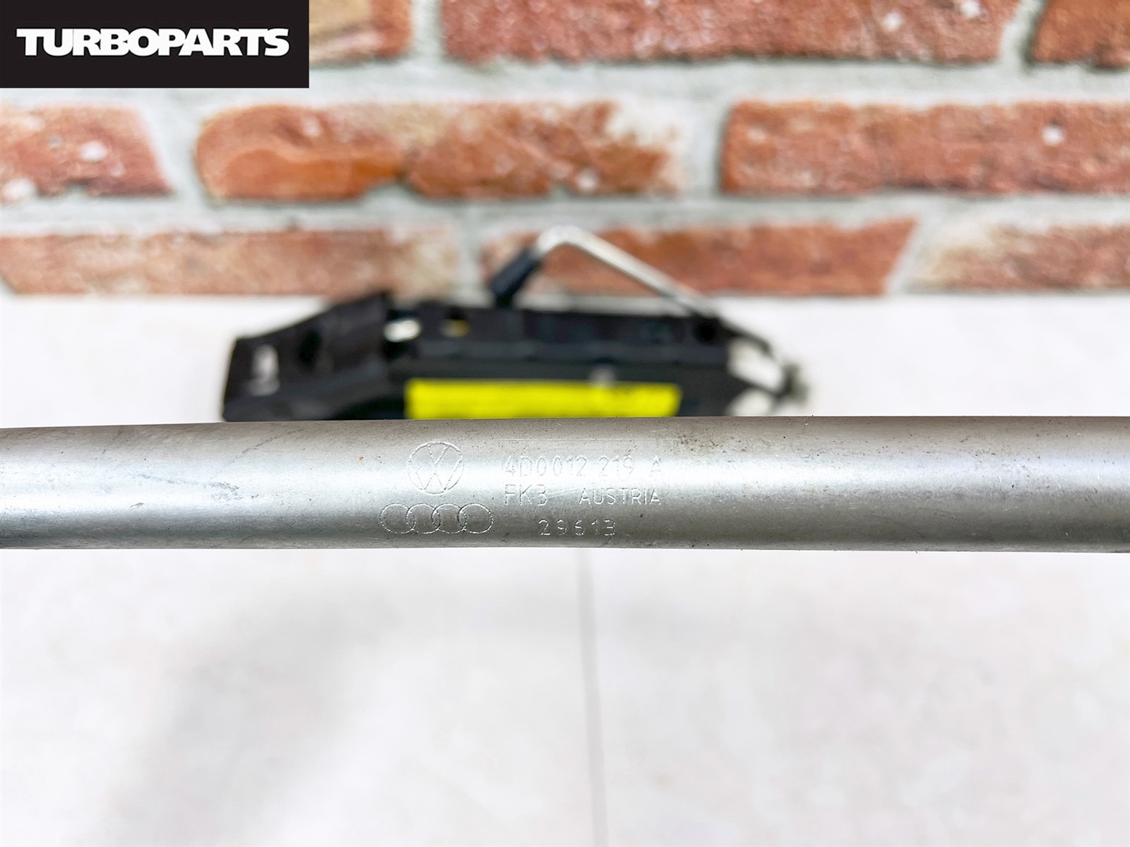 Поддомкратник (домкрат) Golf 1KCBZ CBZ