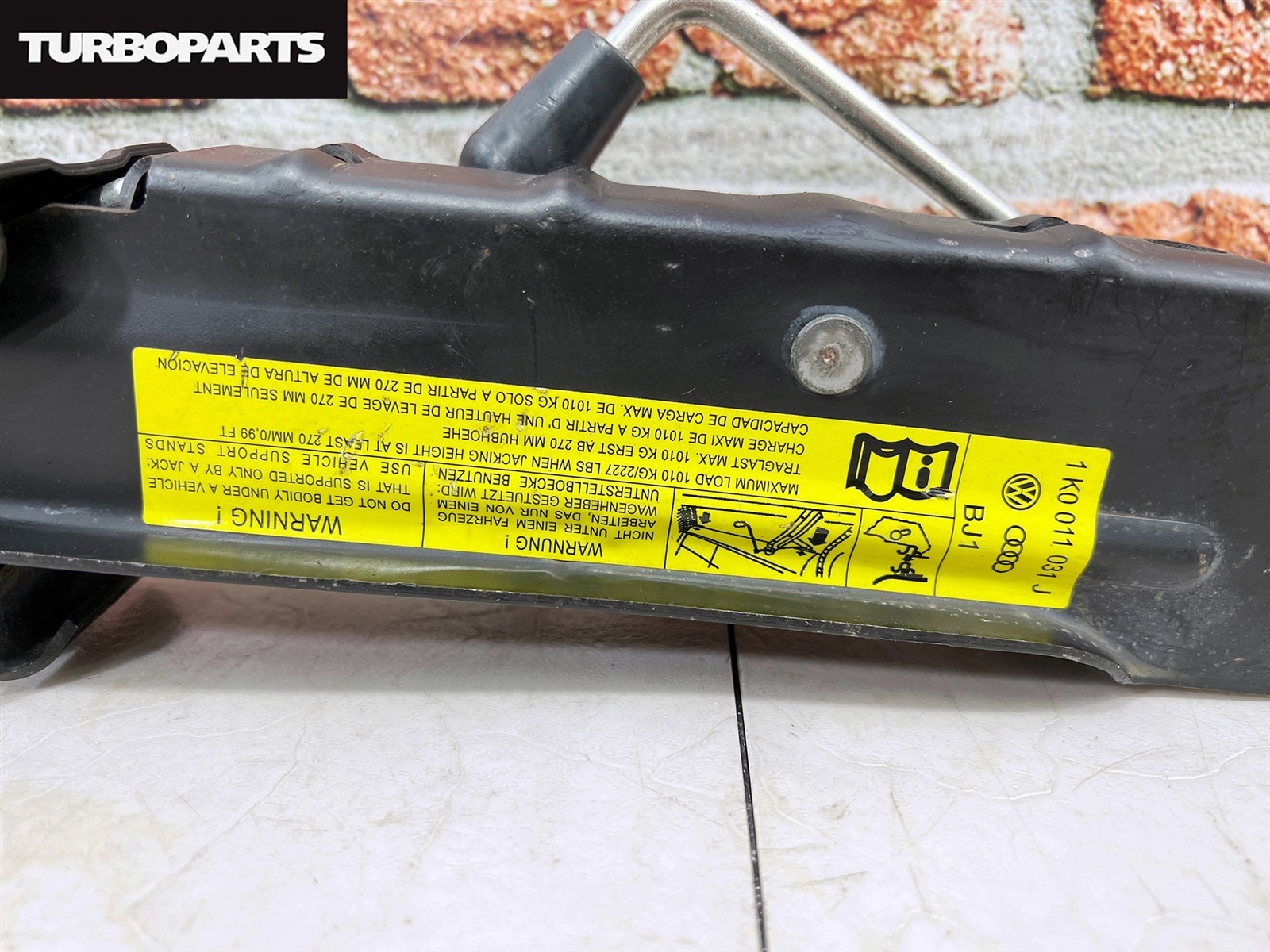 Поддомкратник (домкрат) Golf 1KCBZ CBZ