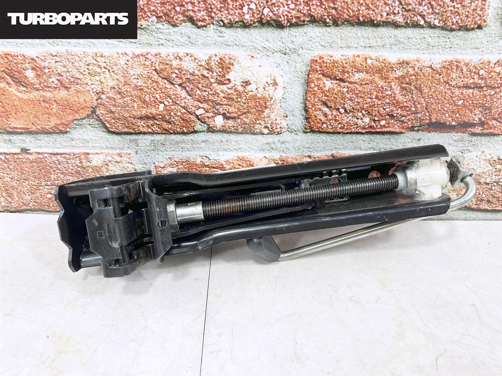 Поддомкратник (домкрат) Passat 3C2 CAXA