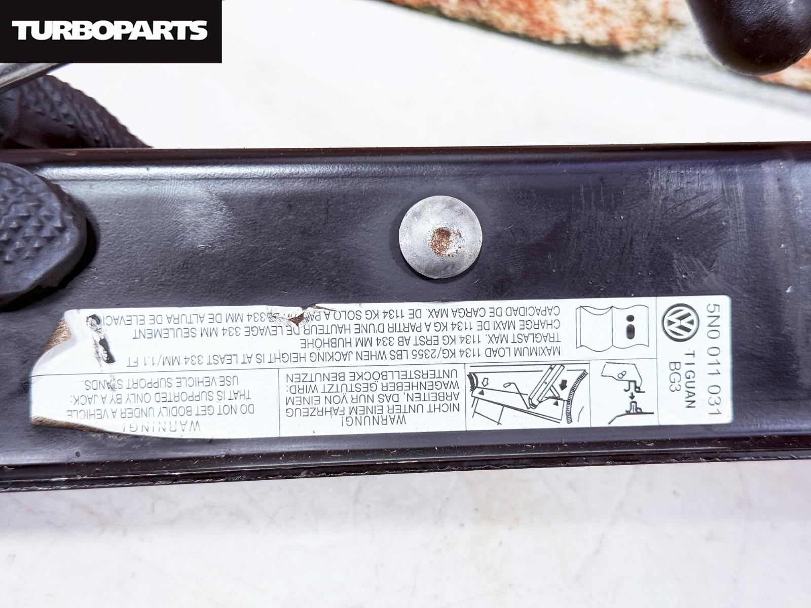 Поддомкратник (домкрат) Tiguan 5N1 CAW