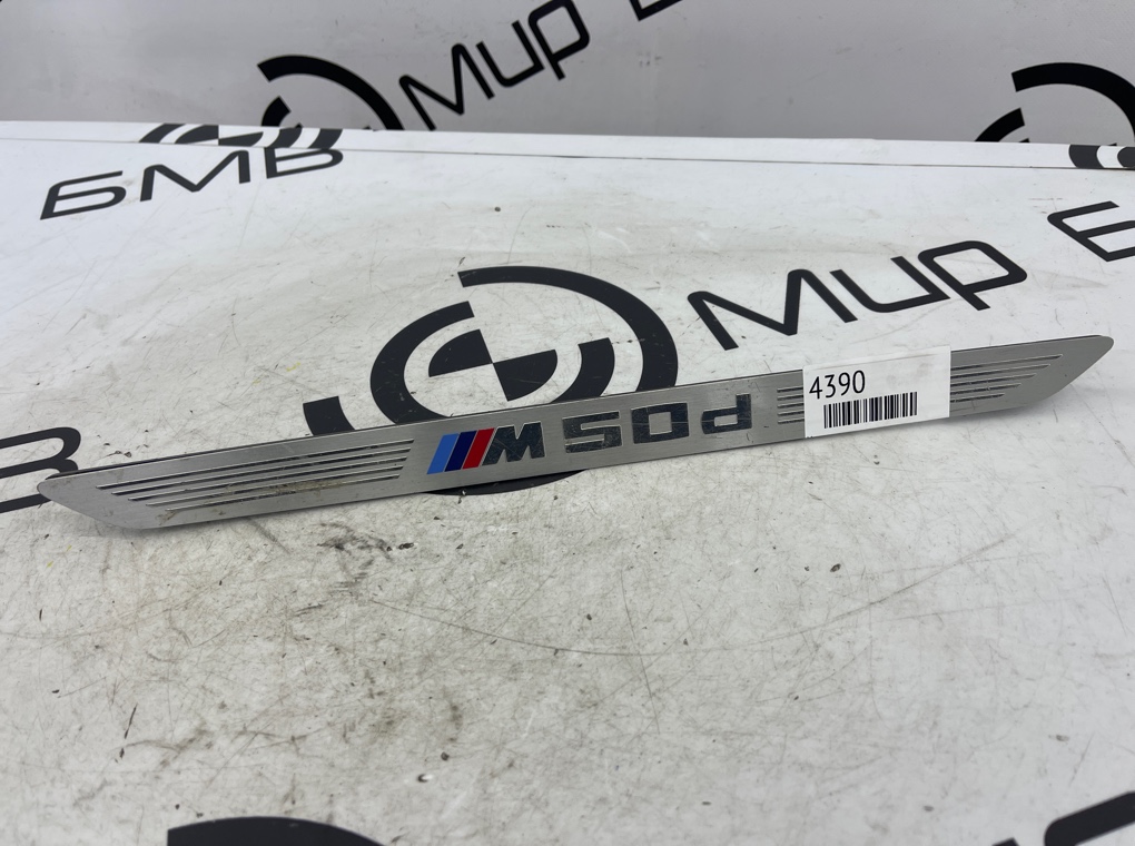 Молдинг порога BMW X6 F16 51477370423 Б/У