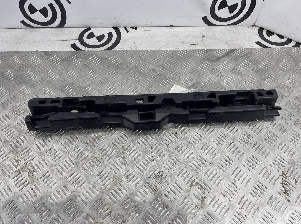 Кронштейн порога передний правый BMW 540I XDR B58 G30 B58B30A