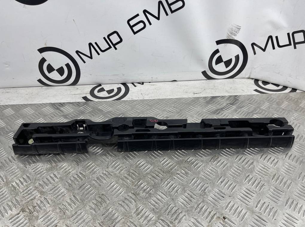 Кронштейн порога левый 5-series G30 Кронштейн порога левый 5-series G30