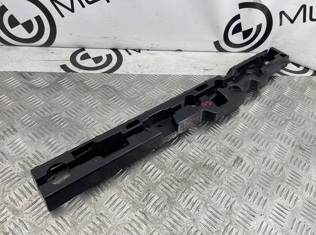 Кронштейн порога левый 5-series G30 Кронштейн порога левый 5-series G30