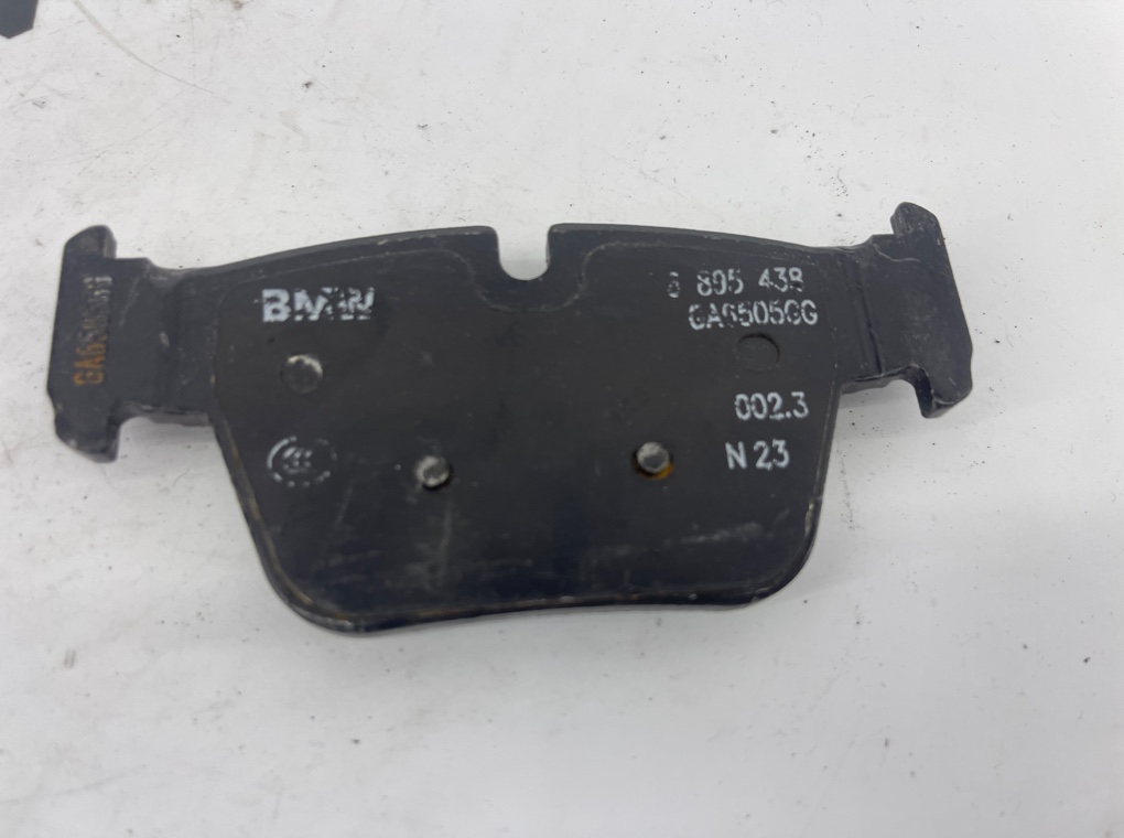 Колодки тормозные задние 1 - series F40 Колодки тормозные задние 1 - series F40