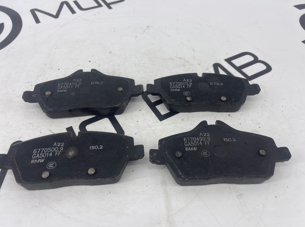 Запчасть колодки тормозные передние Mini Clubman R55 34116772892 новая Колодки тормозные передние Mini Clubman R55 34116772892 новая