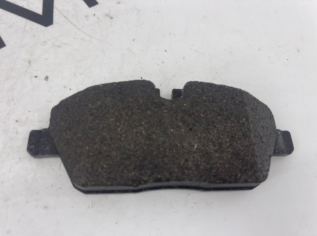 Колодки тормозные передние Clubman R55 Колодки тормозные передние Clubman R55