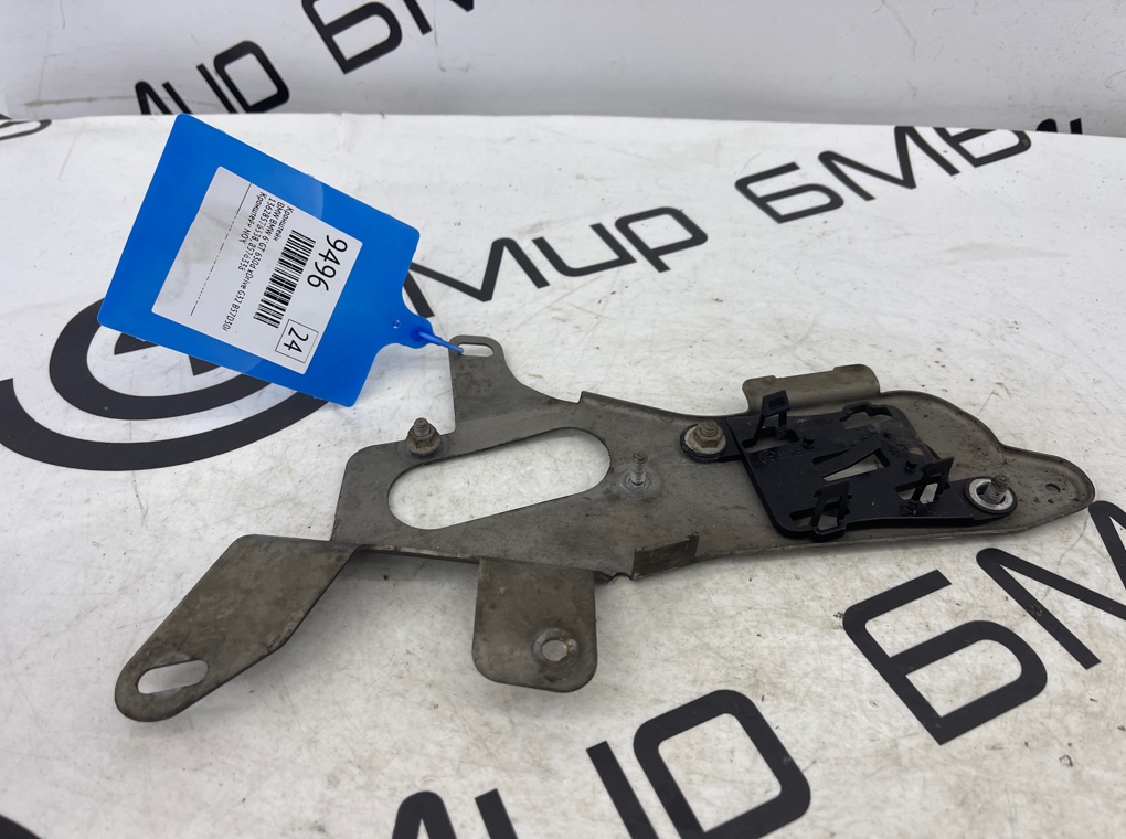 Запчасть кронштейн BMW BMW 6' GT 630d xDrive 2018 G32 B57D30A 13628576338 Б/У Кронштейн BMW BMW 6' GT 630d xDrive 2018 G32 B57D30A 13628576338 Б/У