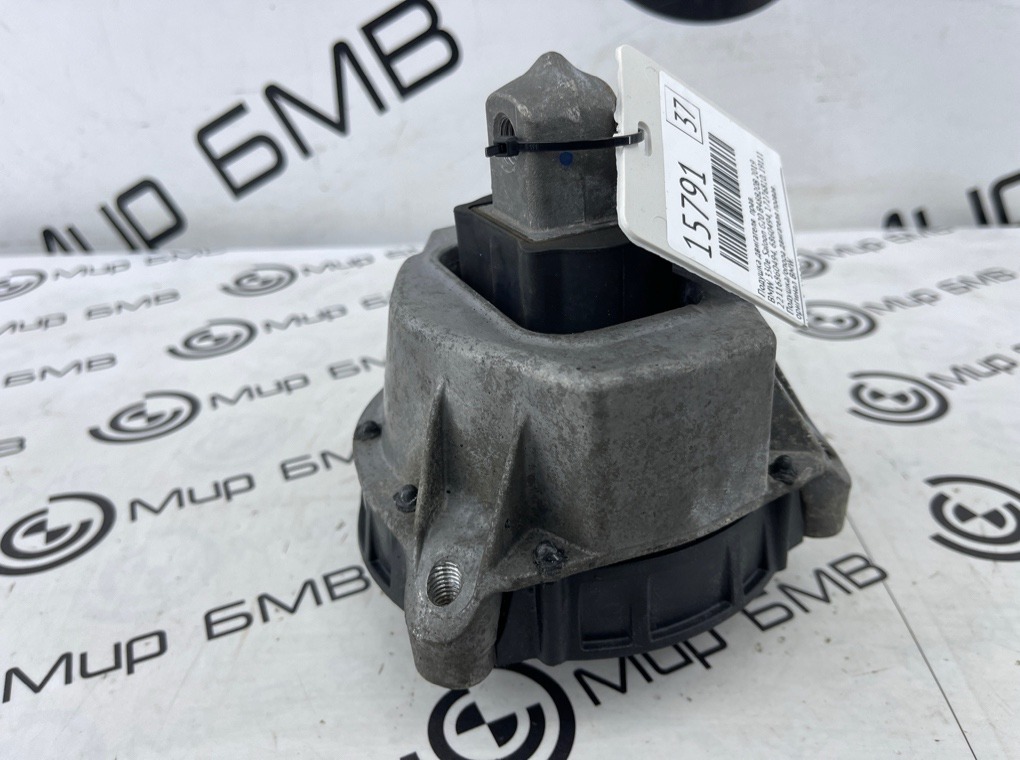 Подушка двигателя правая 330e Saloon 2019 G20 B48B20B