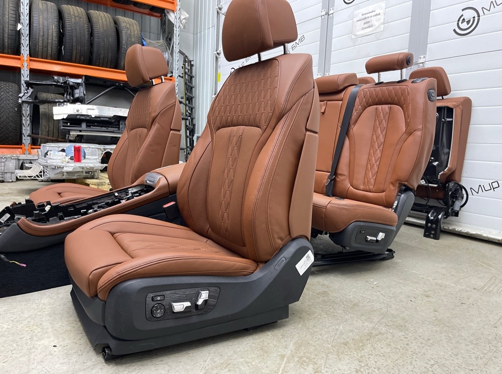 Комплект салона X7 xDrive40i LCI 2023 G07 B58B30P