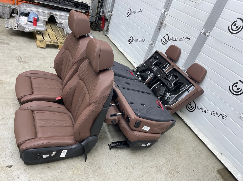 Комплект салона BMW X7 xDrive40d LCI G07 B57D30B