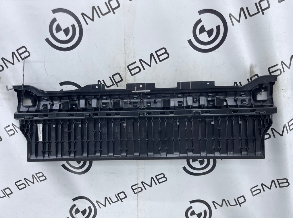 Накладка откидного борта X5 xDrive50e 2024 G05 B58B30S