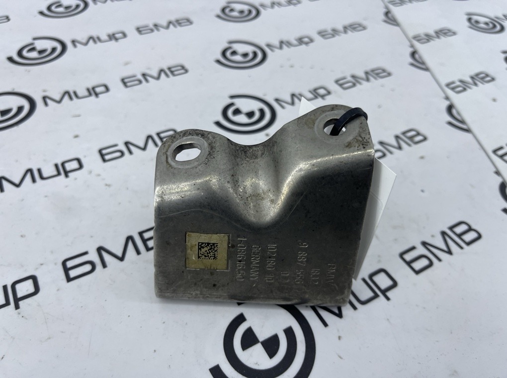 Запчасть кронштейн BMW X5 G05 B57 18329887556 Б/У Кронштейн BMW X5 G05 B57 18329887556 Б/У