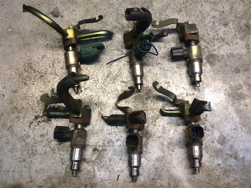 Инжектор Nissan VQ25DD (б/у) Инжектор Nissan VQ25DD (б/у)