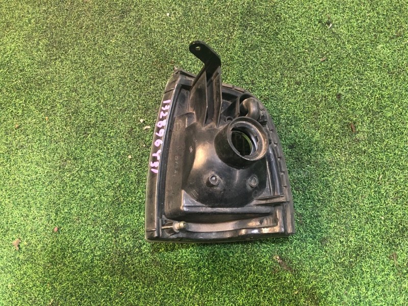 Габарит правый CEDRIC Y31 RB20-DE