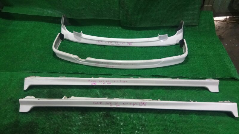 Обвес Toyota Raum NCZ25 (б/у) Обвес Toyota Raum NCZ25 (б/у)