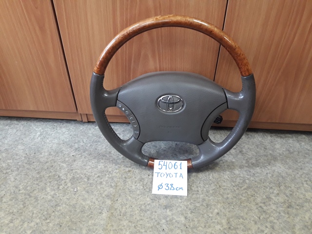 Руль Toyota (б/у) Руль Toyota (б/у)
