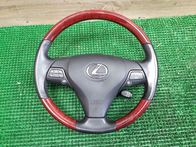 Руль Lexus Grs196 (б/у) Руль Lexus Grs196 (б/у)