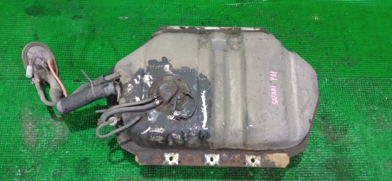 Бензобак Nissan Safari Y61 (б/у) Бензобак Nissan Safari Y61 (б/у)