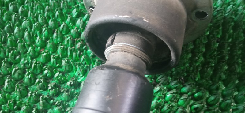 Кардан передний LS600H UVF45 2UR-FSE