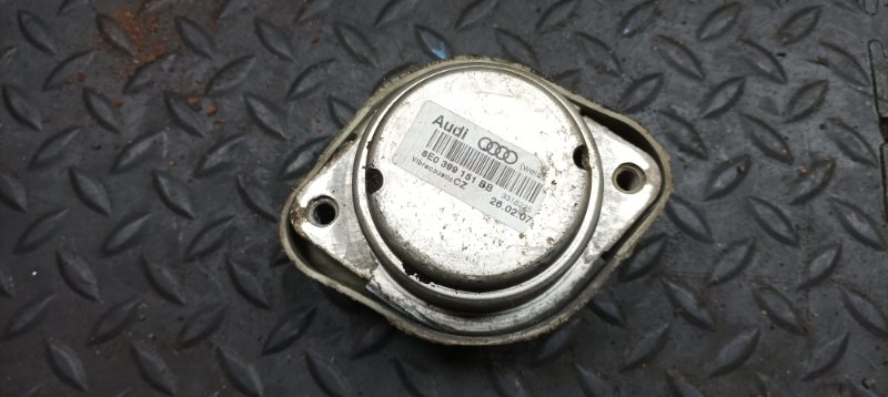 Подушка акпп AUDI A4 BWE