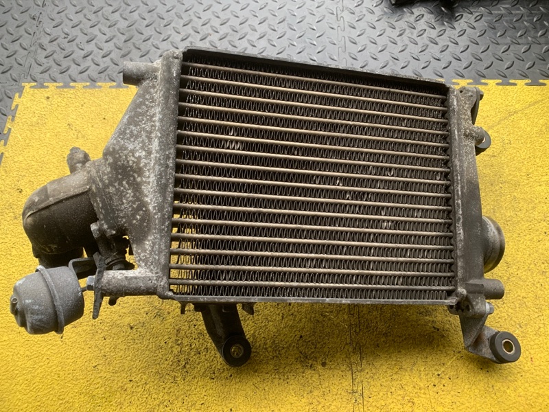 Интеркулер BIGHORN 1993 UBS69 4JG2 Интеркулер BIGHORN 1993 UBS69 4JG2