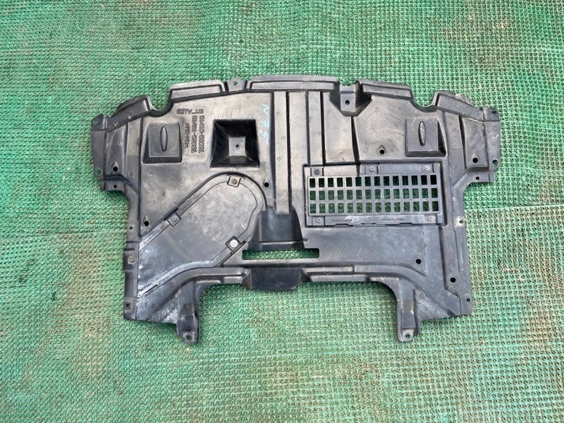Защита двигателя TOYOTA AQUA 2018 NHP10 1NZ-FXE 51410-52081 купить