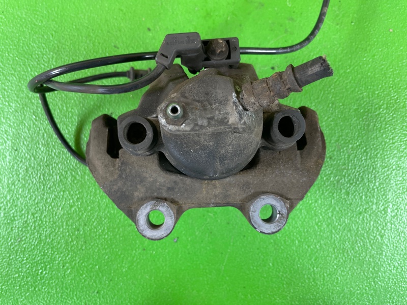 Суппорт задний правый S430 2004 W220 M113