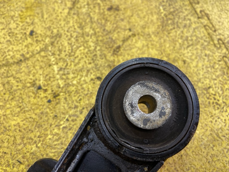 Подушка двс передняя RX350 2009 GGL10 2GR-FE