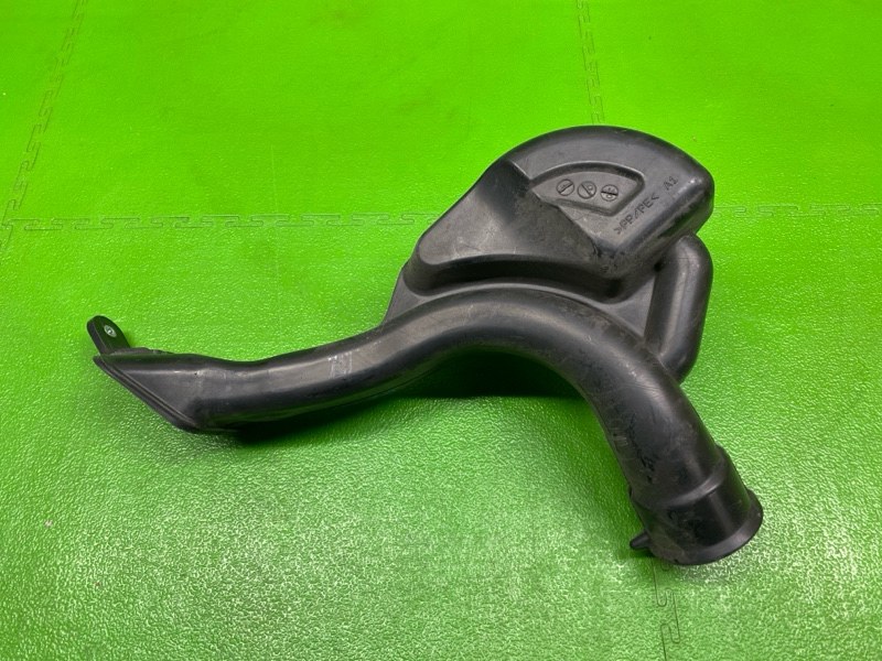 Воздухозаборник LEXUS RX350 2009 GGL10 2GR-FE 17751-31290 контрактная