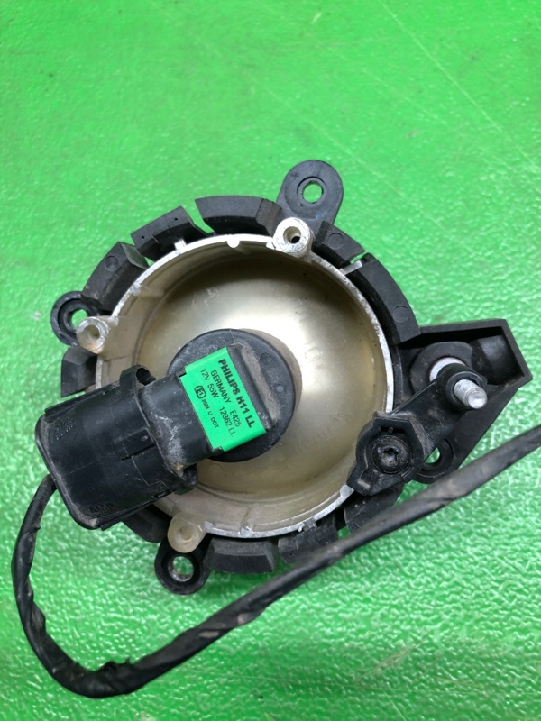 Туманка передняя правая COOPER R56 W10B16A