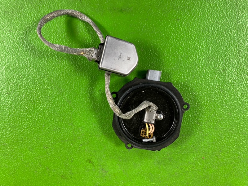 Блок ксенона IMPREZA WRX 2007 GH8 EJ20X