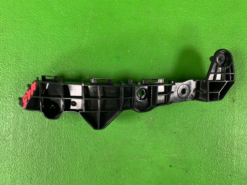 Крепление бампера переднее левое LEXUS NX200 2017 ZGZ15 3ZRFAE 52536-78010 контрактная