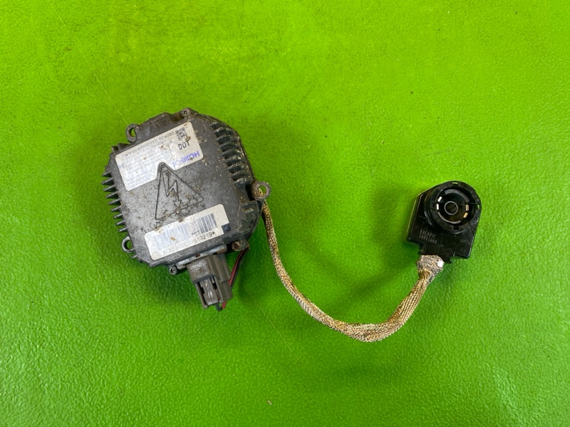 Блок ксенона SUBARU FORESTER 2009 SH5 EJ204 84965SA010 контрактная