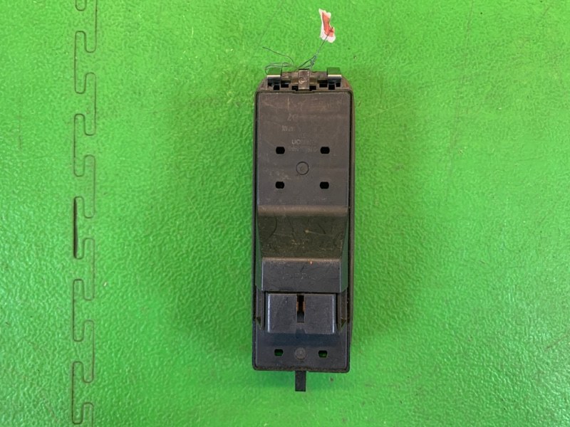 Пульт стеклоподъемника передний правый KEI 1999 HN11S F6A